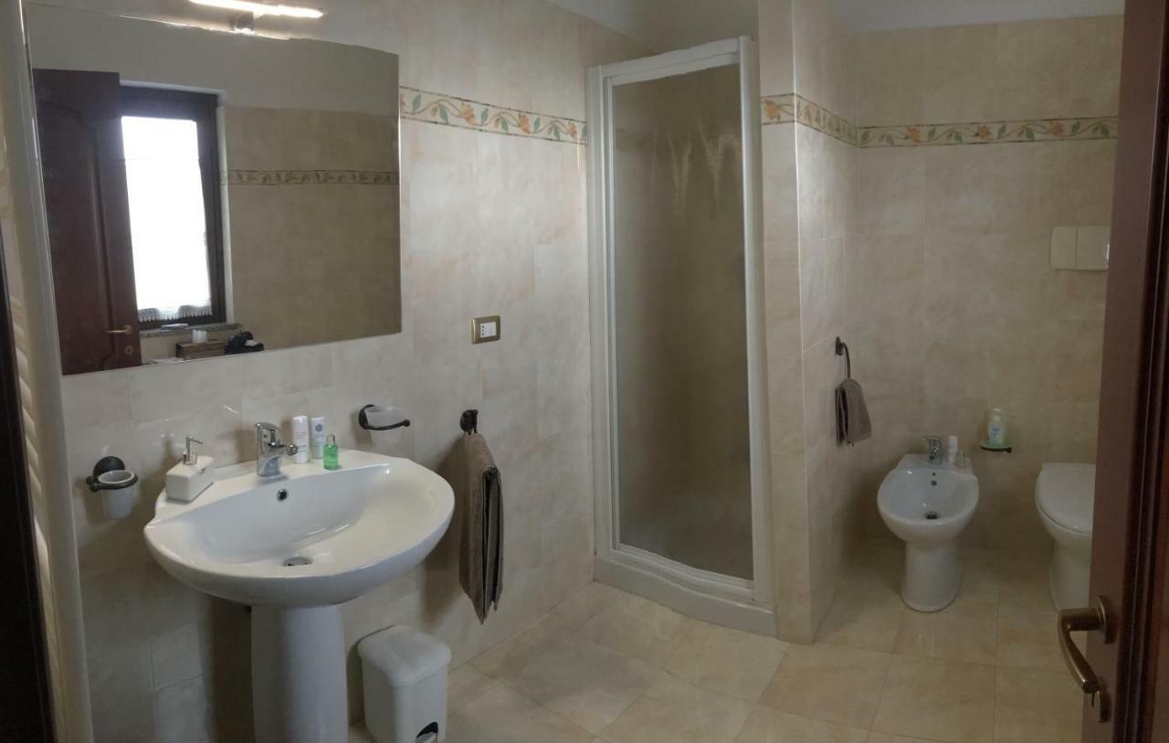 Casa Mariluka Bed & Breakfast Capoterra Ngoại thất bức ảnh